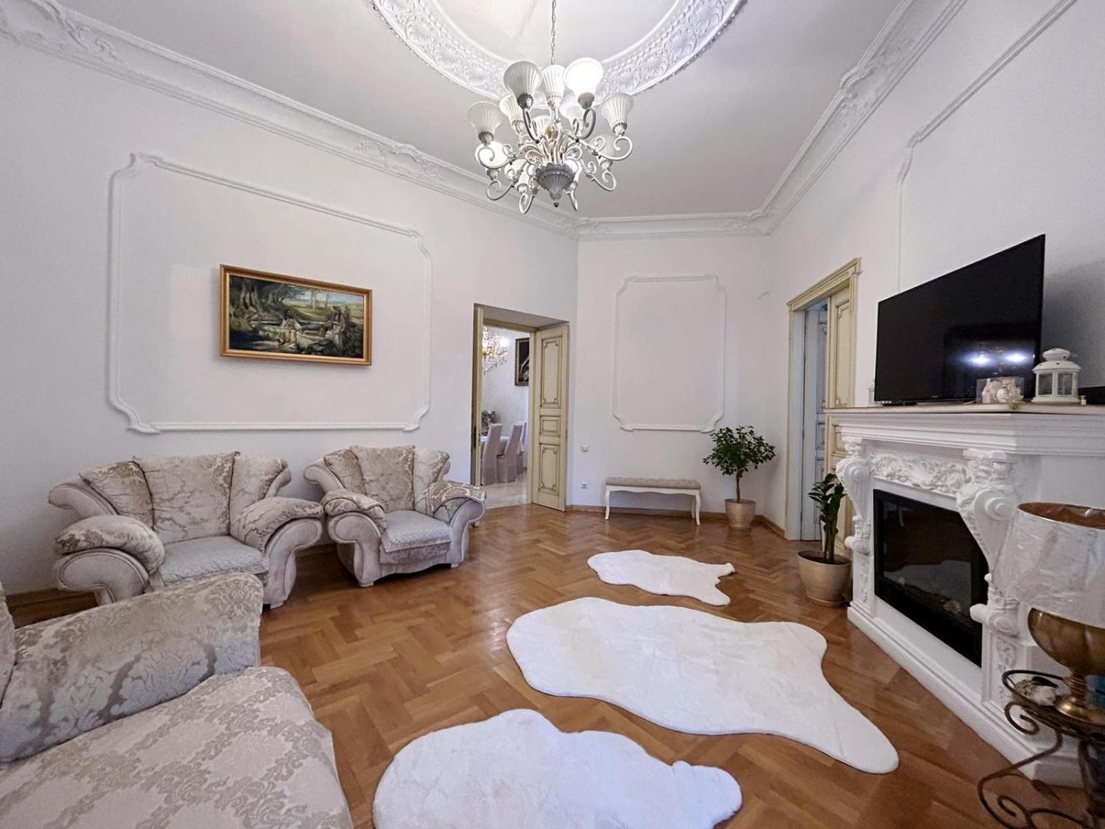 GoldenapartmentЛьвів Екстер'єр фото