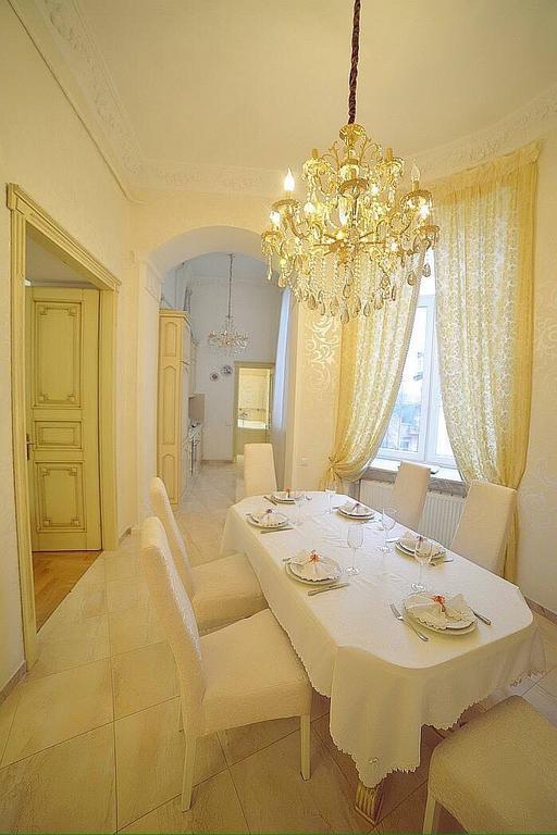 GoldenapartmentЛьвів Екстер'єр фото